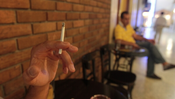 Ακόμη και το περιστασιακό κάπνισμα μπορεί να δημιουργήσει προβλήματα για την καρδιά