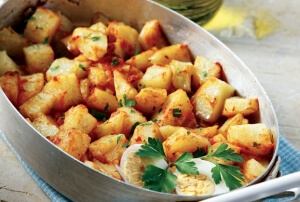 Πικάντικες πατάτες γιαχνί στο φούρνο