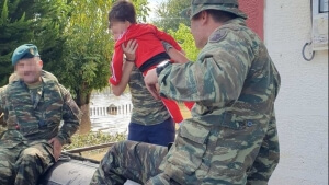 Συνεχίζονται οι απεγκλωβισμοί σε περιοχές των Π.Ε. Τρικάλων και Καρδίτσας - Προσπάθειες για την κάλυψη των αναγκών των κατοίκων