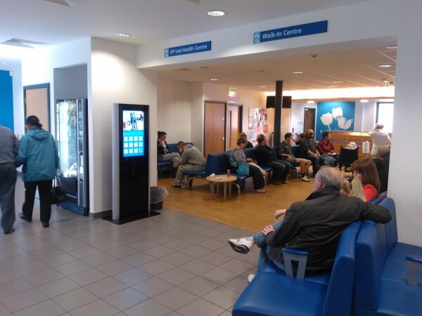 Βρετανία: Το δημόσιο σύστημα υγείας NHS «στο χείλος της κατάρρευσης»