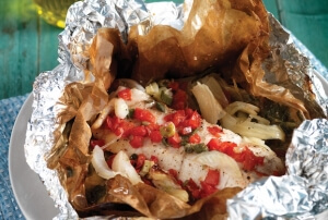 Ψάρι πακέτο στη λαδόκολλα