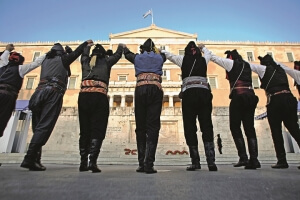 Ποντιακή διάλεκτος, ήθη και έθιμα, χοροί και τραγούδια του Πόντου
