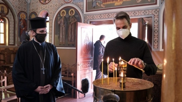 Με μέτρα προστασίας ο φετινός εορτασμός των Θεοφανείων - Στην Γαύδο η ΠτΔ, σε Άη Στράτη και Λήμνο ο πρωθυπουργός