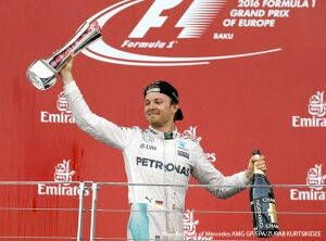 Επέστρεψε στις νίκες ο Ρόσμπεργκ