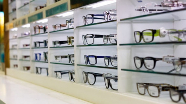 Τροπολογία για την χορήγηση οπτικών και την παροχή υπηρεσιών ειδικής αγωγής