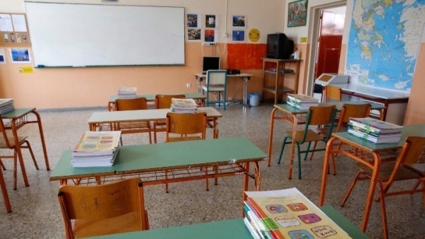 Ανοίγουν στις 10 Ιανουαρίου τα σχολεία - Περισσότερα self test για μαθητές και εκπαιδευτικούς