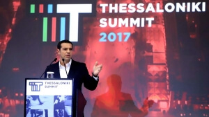 Για οριστική έξοδο από τα μνημόνια με δίκαιη κατανομή της ανάπτυξης σε όλο το λαό, μίλησε ο Αλ. Τσίπρας