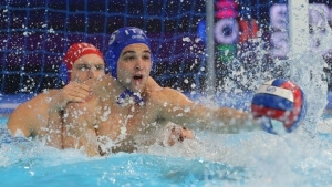 Υδατοσφαίριση: Με το μυαλό στον ημιτελικό, η εθνική απέναντι στη Ρουμανία