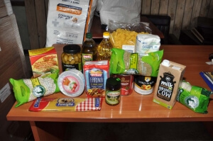 Διανομή ειδών παντοπωλείου, τυροκομικών και φρούτων σε ωφελούμενους προγράμματος του ΤΕΒΑ στο Δήμο Ν. Προποντίδας