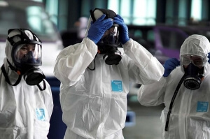 Ο κοροναϊός φαίνεται πια ασταμάτητος και οι ταξιδιωτικοί περιορισμοί ολοένα πιο αναποτελεσματικοί, λένε οι επιστήμονες