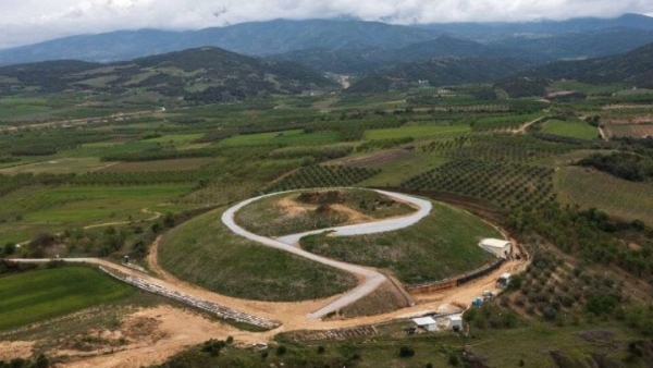 Τύμβος Καστά Αμφίπολης: Νέες υποδομές και εκθεσιακός χώρος για τους επισκέπτες