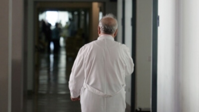 Σε άμεση ισχύ τα απογευματινά χειρουργεία στις κλινικές του ΕΣΥ