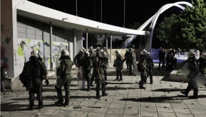 Πέντε συλλήψεις για τα επεισόδια έξω από τη ΔΕΘ