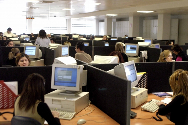 Έως το τέλος του έτους υποχρεωτικά η ετήσια άδεια και το επίδομα αδείας