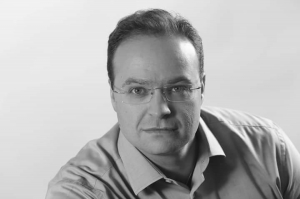 Χτίζοντας προτεραιότητες με στέρεα υλικά