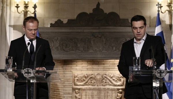 "Δεν είμαστε διατεθειμένοι να παρακολουθούμε για πολύ ακόμα παιγνίδια σε βάρος του ελληνικού λαού", δήλωσε ο Αλ. Τσίπρας