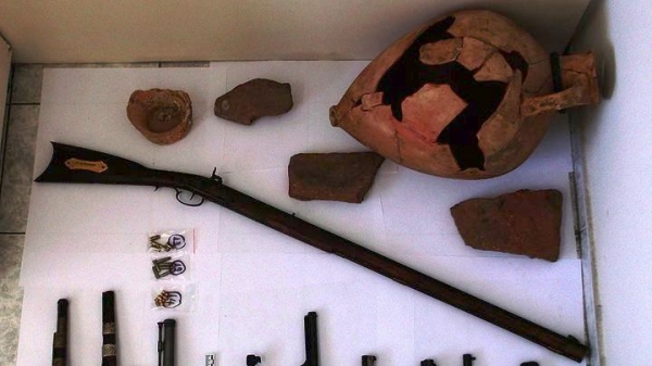 Συνελήφθη στη Χαλκιδική για κατοχή όπλων και αρχαίων αντικειμένων