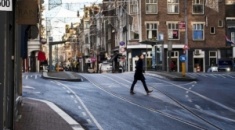 Ολλανδία: Άδειοι οι εμπορικοί δρόμοι, ξεκινάει το "επώδυνο" εορταστικό lockdown
